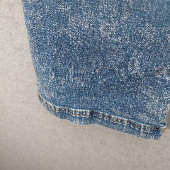 Epic Threads Jeans Women's 26 Blue Acid Wash Straight Jeans Some Stretch Flare - Picture 12 of 16